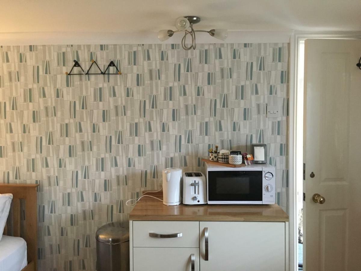 Addison B&B Guildford Esterno foto